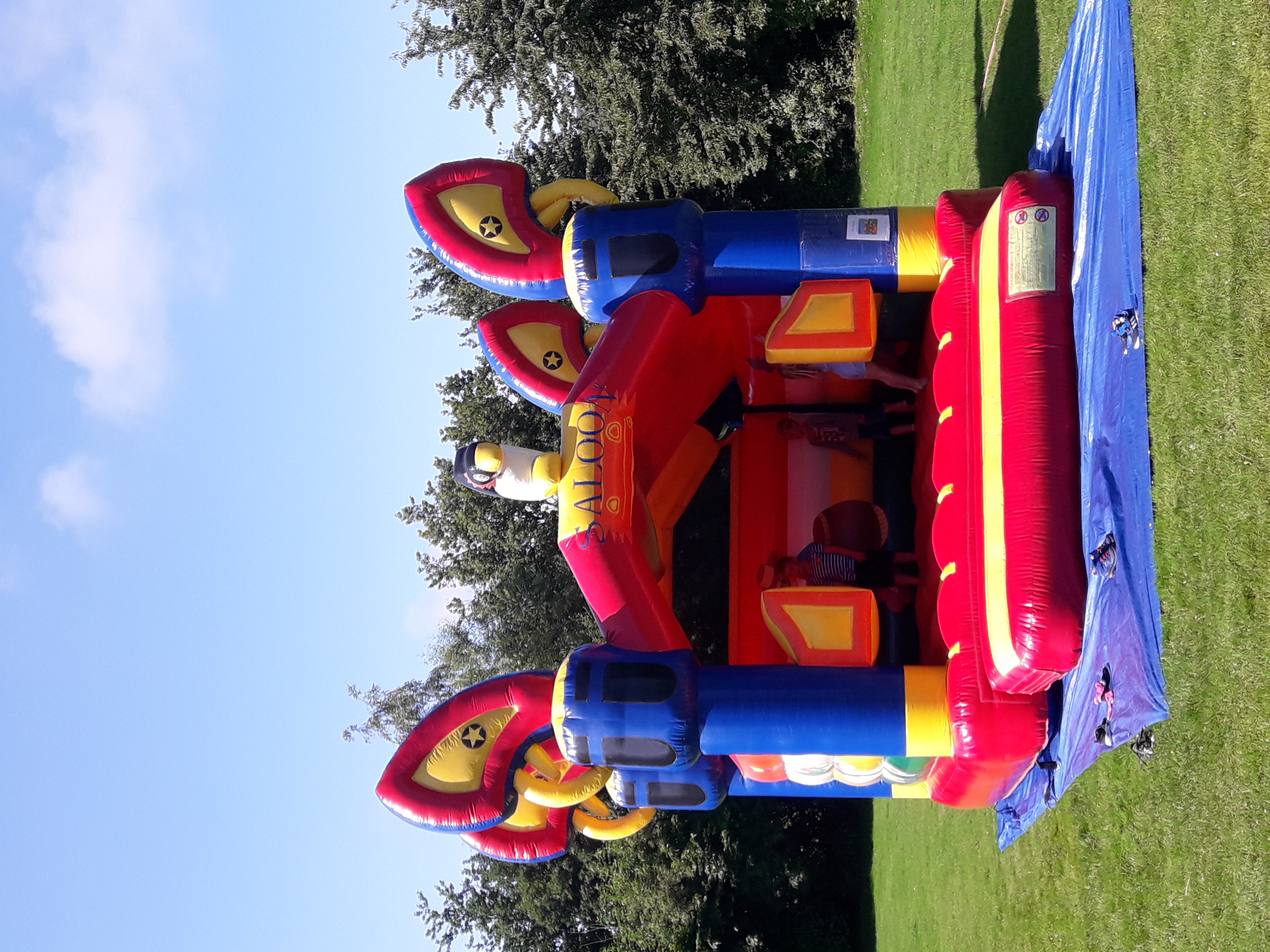 verhuurders van springkastelen Belsele | JOKRI-Jump4Fun